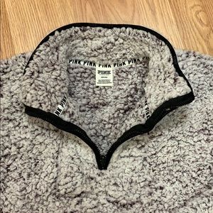 NEVER WORN Victoria Secret Sherpa pullover!